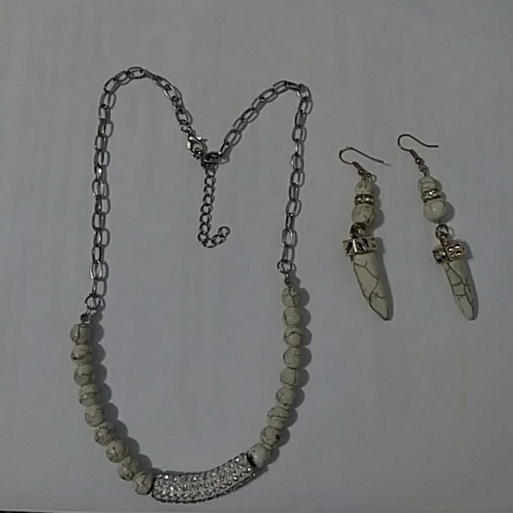 Necklace & Earrings